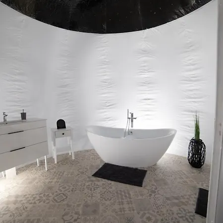 Nomad & Glamping 3* Noszvaj