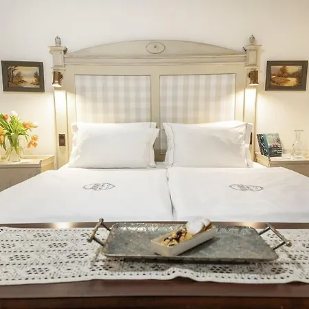 Hotel Nomad & Glamping Noszvaj