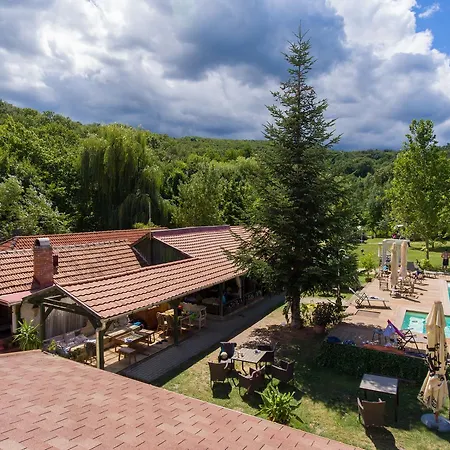 Nomad & Glamping Noszvaj