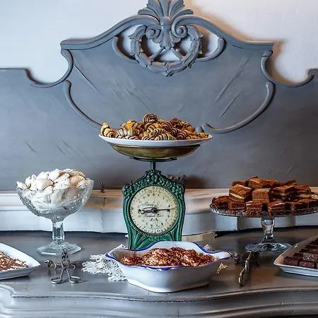 Nomad & Glamping Hotel