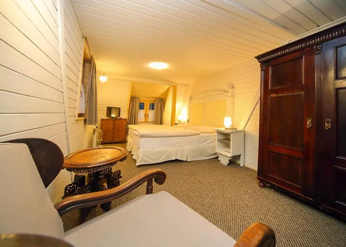 Nomad & Glamping Hotel