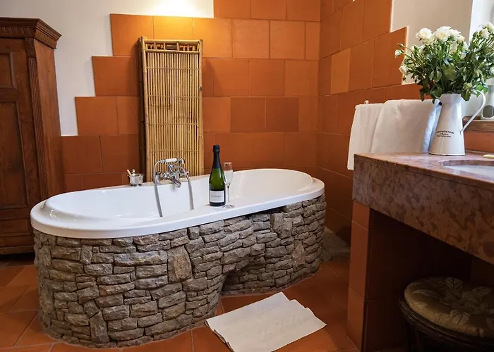 Nomad & Glamping Hotel Noszvaj