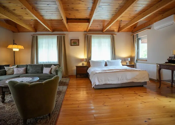 Otel Nomad & Glamping 3*