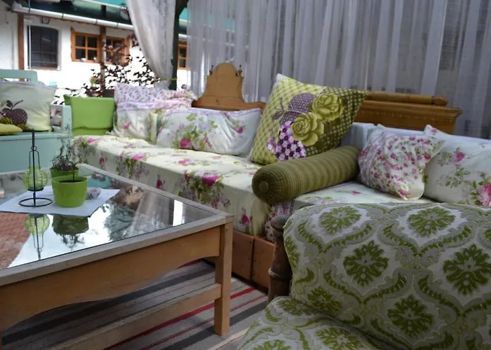 Nomad & Glamping Hotel